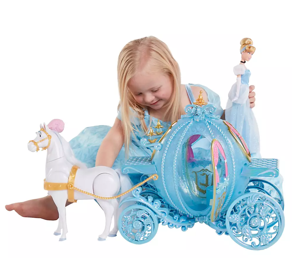 Cinderella horse and carriage top toy
